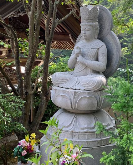 Buddha’s Triangle – Reclaiming Joy: Moving Beyond the Pandemic and Political Trauma; The importance of calm, rest and taking time to recover